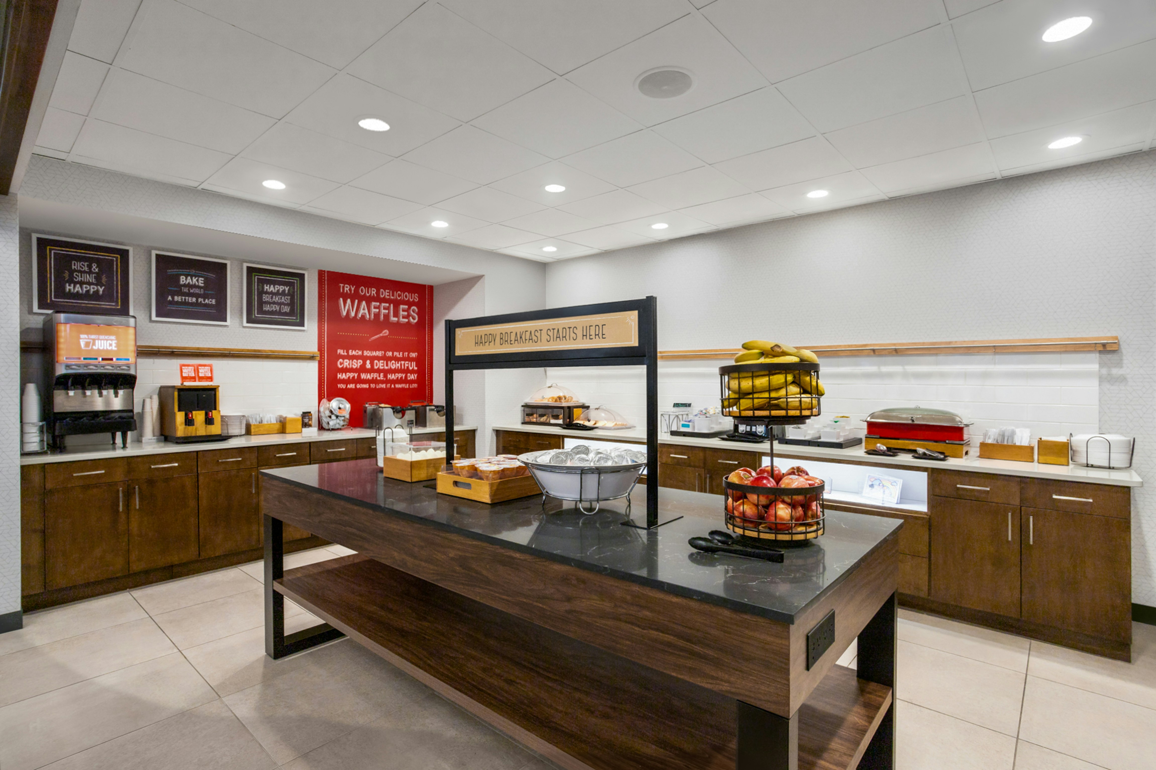 Hampton Inn and Suites Muncie 29/43