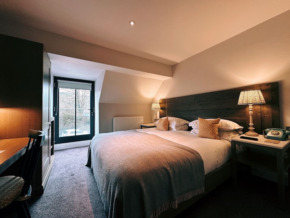 Comfy, Country, King Bed
