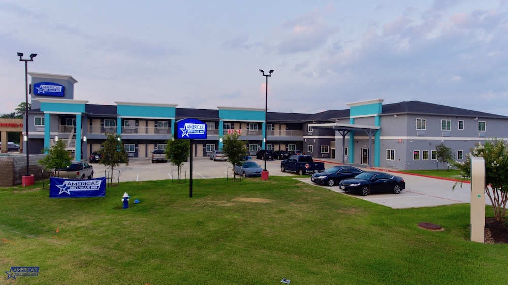 Americas Best Value Inn Houston Willowbrook photo1
