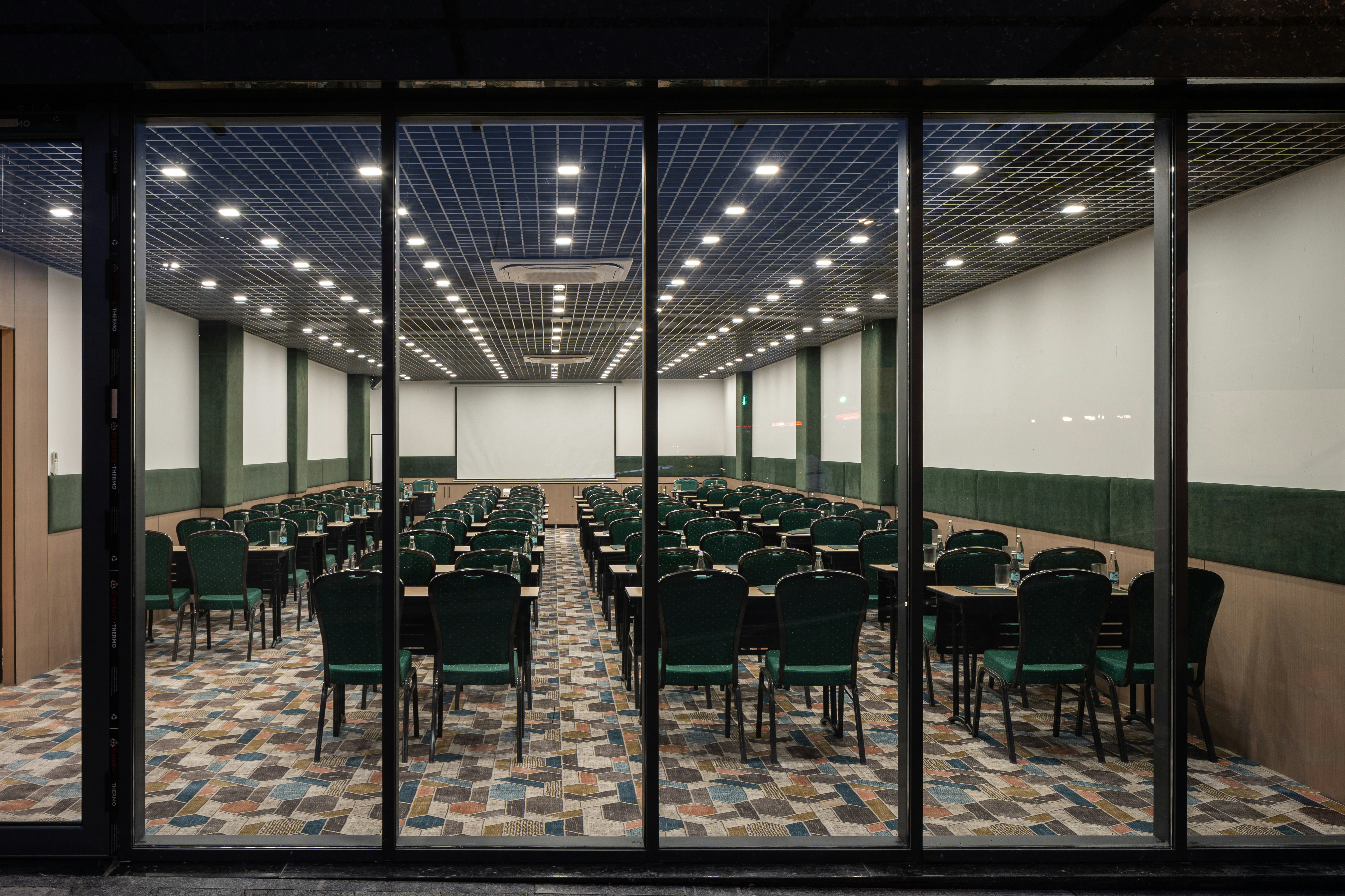 TOP Grand Dior Hotel Tashkent 51/53