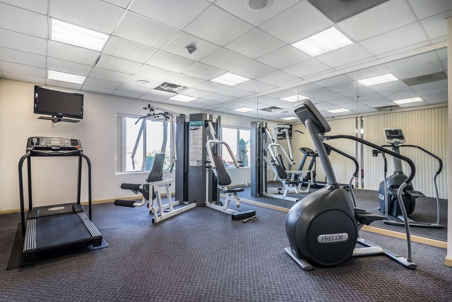 Quality Inn & Suites Albany Airport 15/36