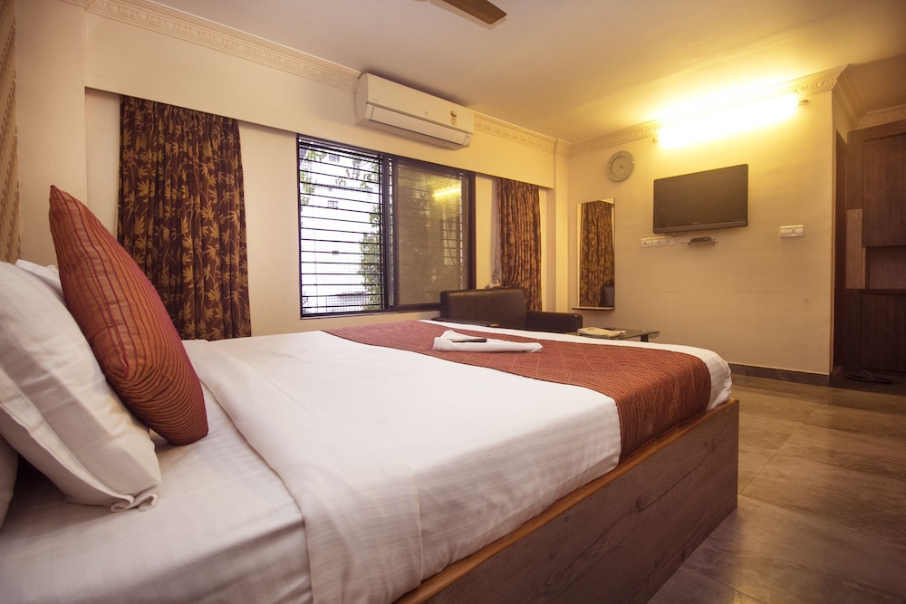 Jagjeet Balaji Inn 7/16