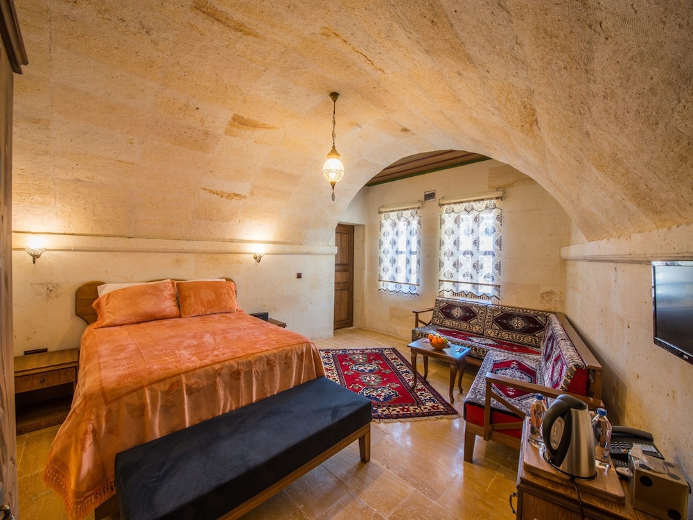 Lucky Cave Cappadocia 32/50