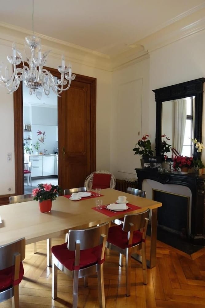 La Maison Jules 37/50