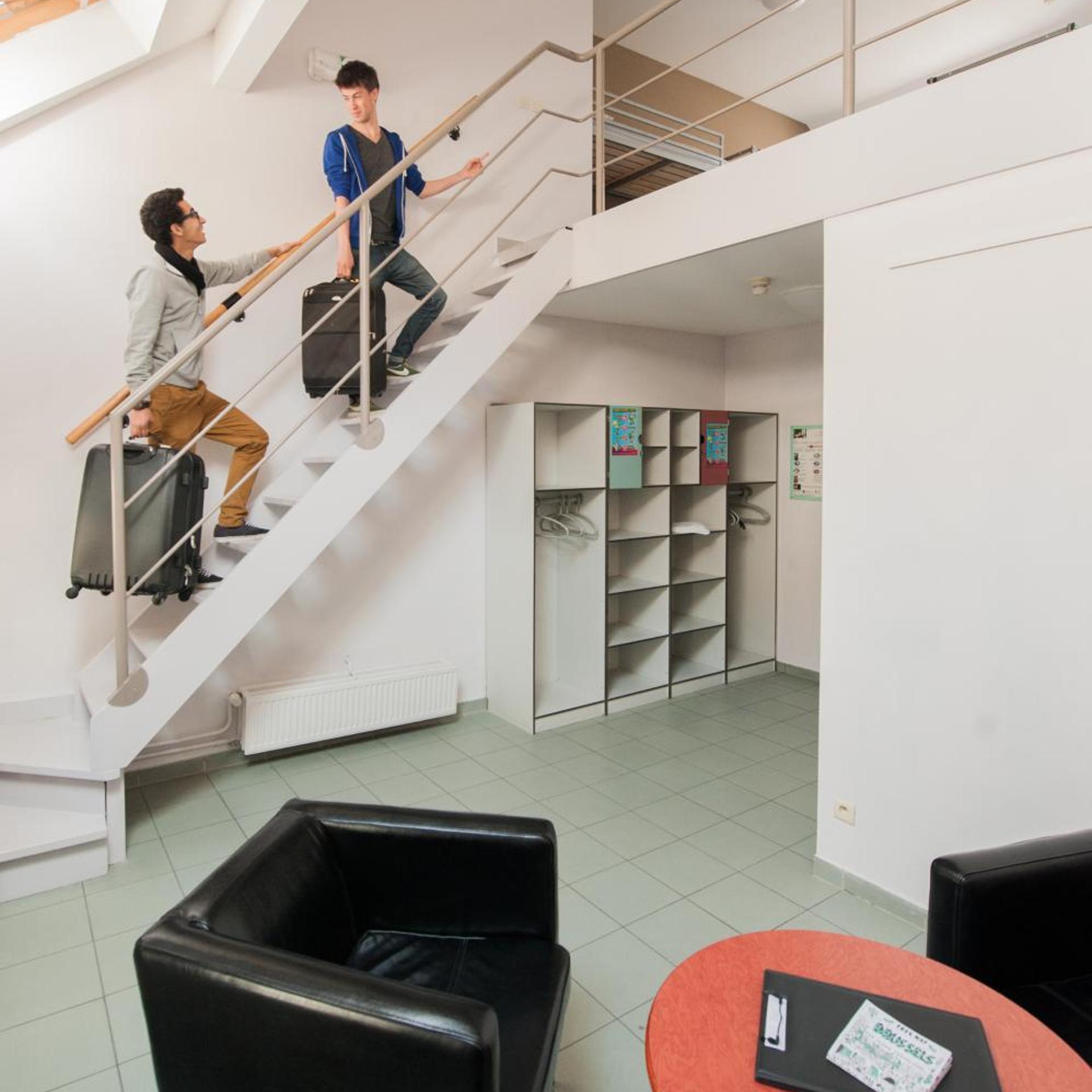 Jacques Brel Youth Hostel 33/48
