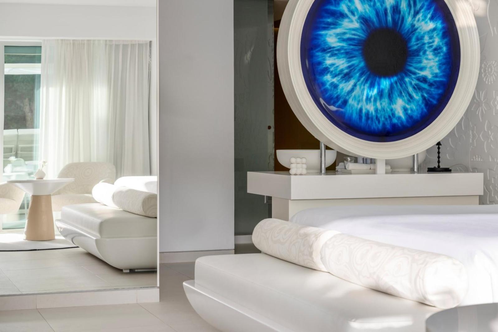 Room, Queen Bed, Beach Floor