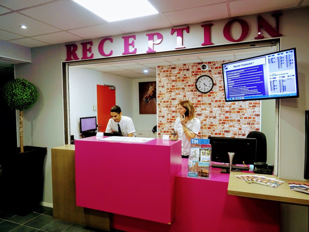 Alezan Hotel & Residence 10/71