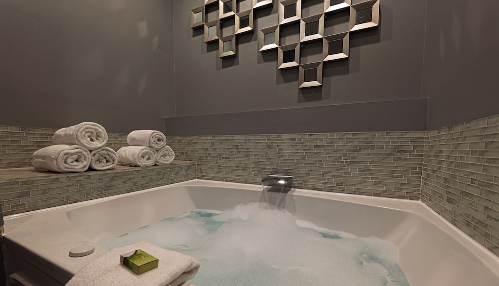 Belamere Suites 11/20