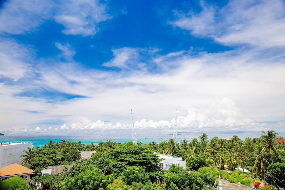 Paradise Garden Resort Hotel and Convention Center 43/50