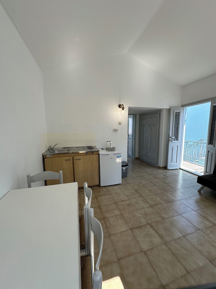 Niriides Apartaments 7/60
