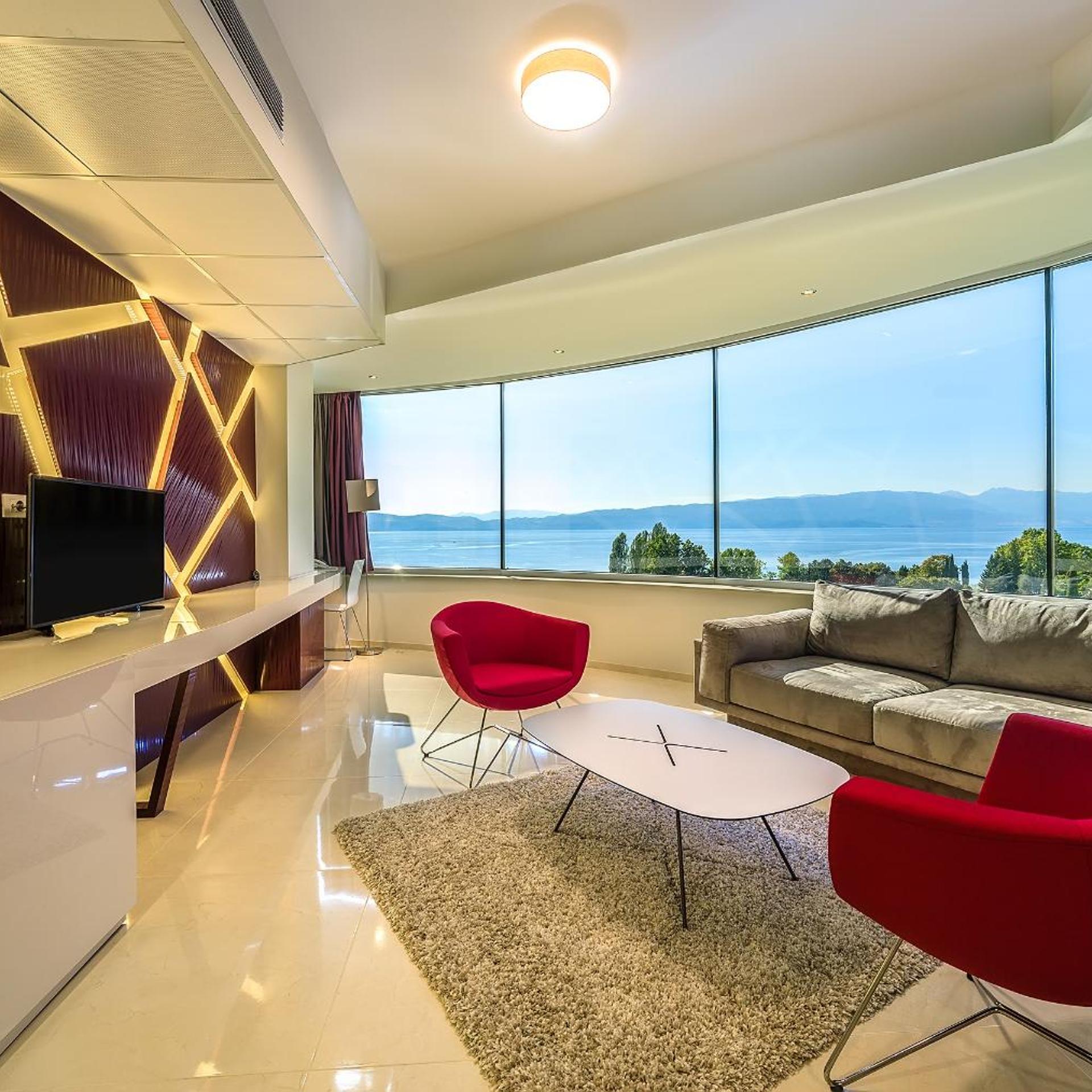 Laki Hotel & Spa 32/50