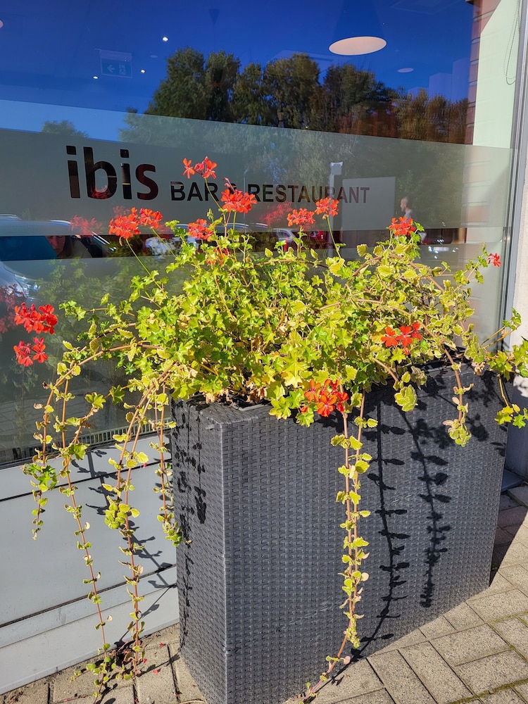 Ibis Katowice Zabrze 44/50