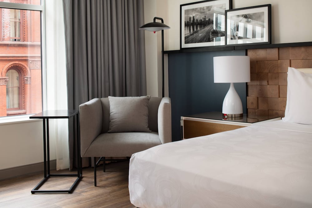 The Bidwell Marriott Portland 13/43