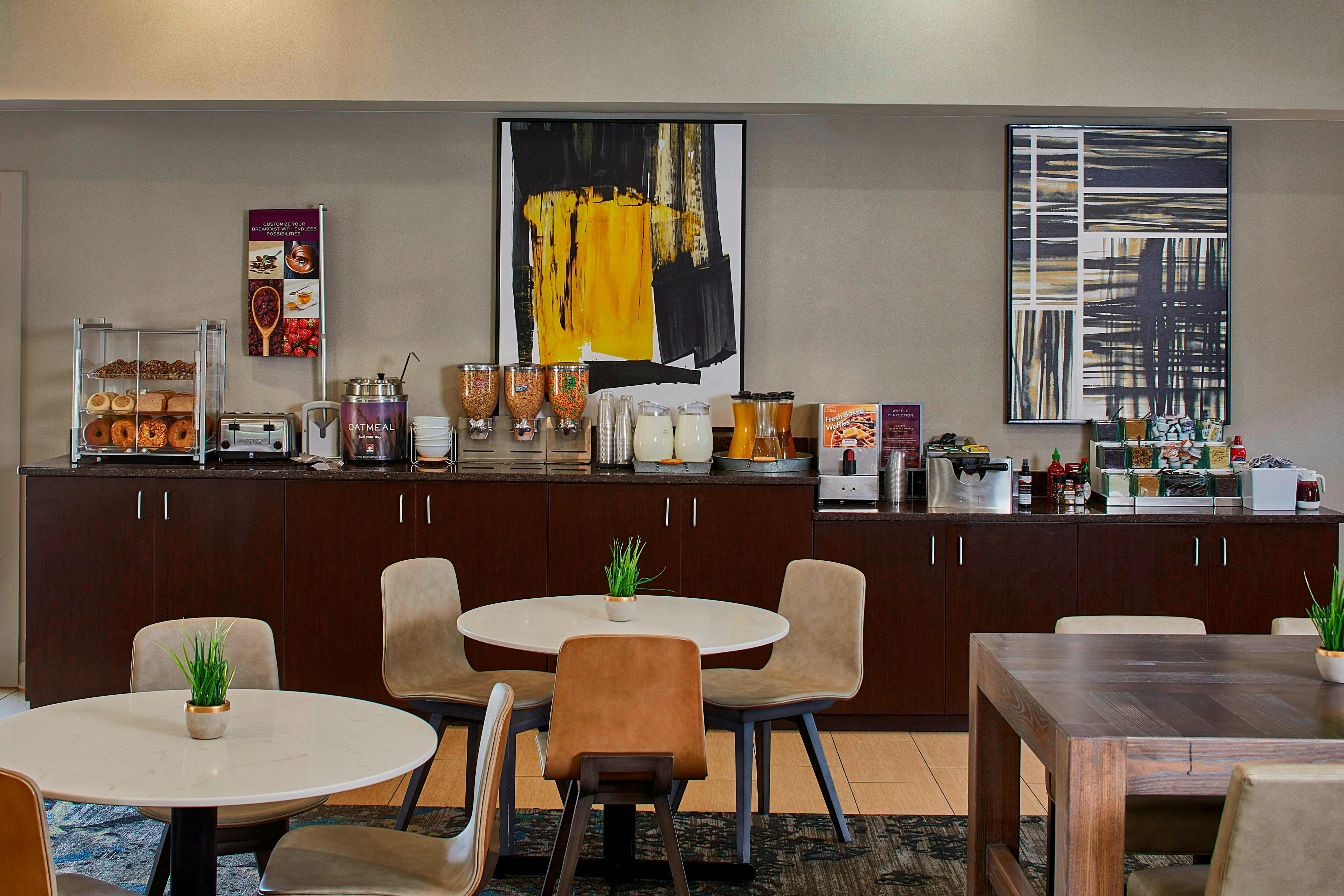 Residence Inn By Marriott Atlanta Airport North Virginia Ave 8/16
