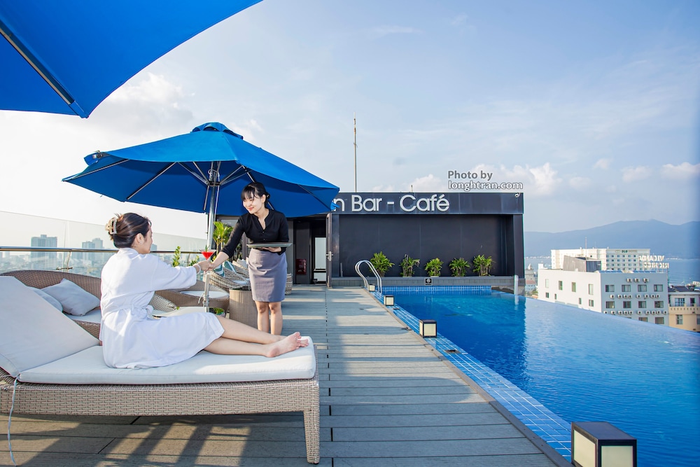 Grand Ocean Luxury Boutique 35/74