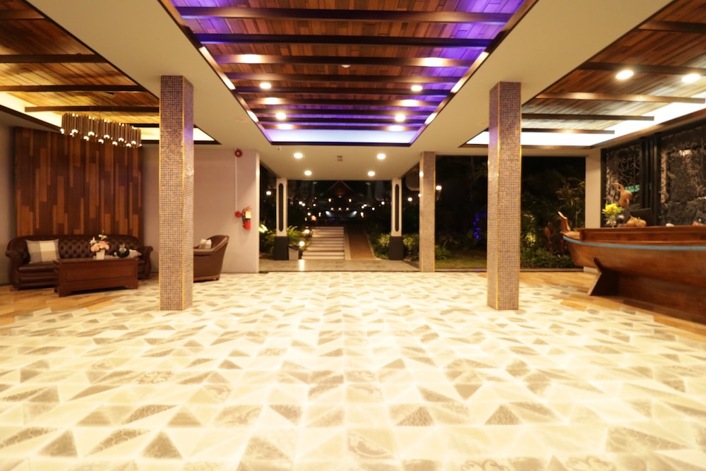 The Scene Cliff View Villas 18/77