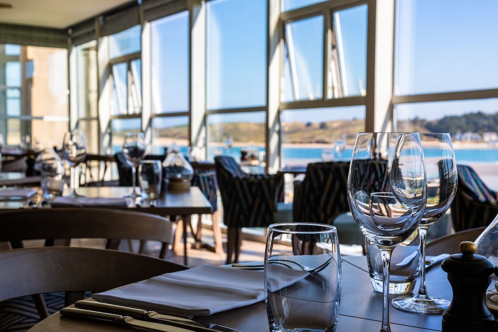 Padstow Harbour Hotel 46/64