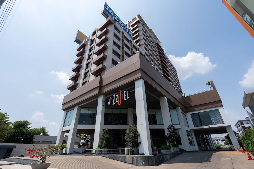Jazzotel Bangkok 65/71