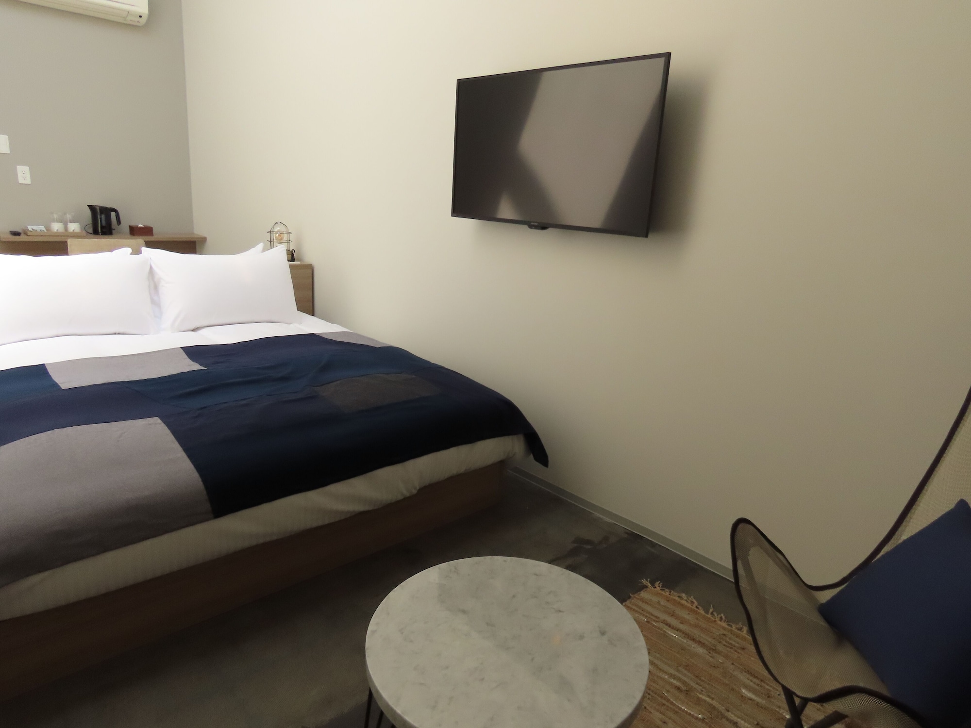 PENTHOUSE, DOUBLE BED