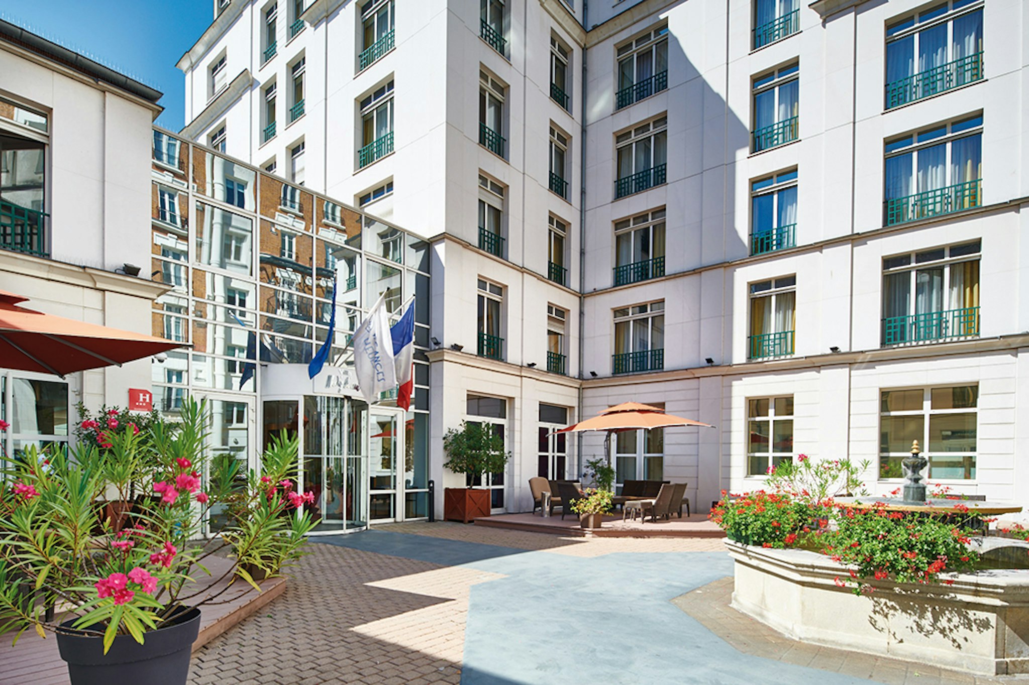 VILLA MODIGLIANI HOTEL 48/54