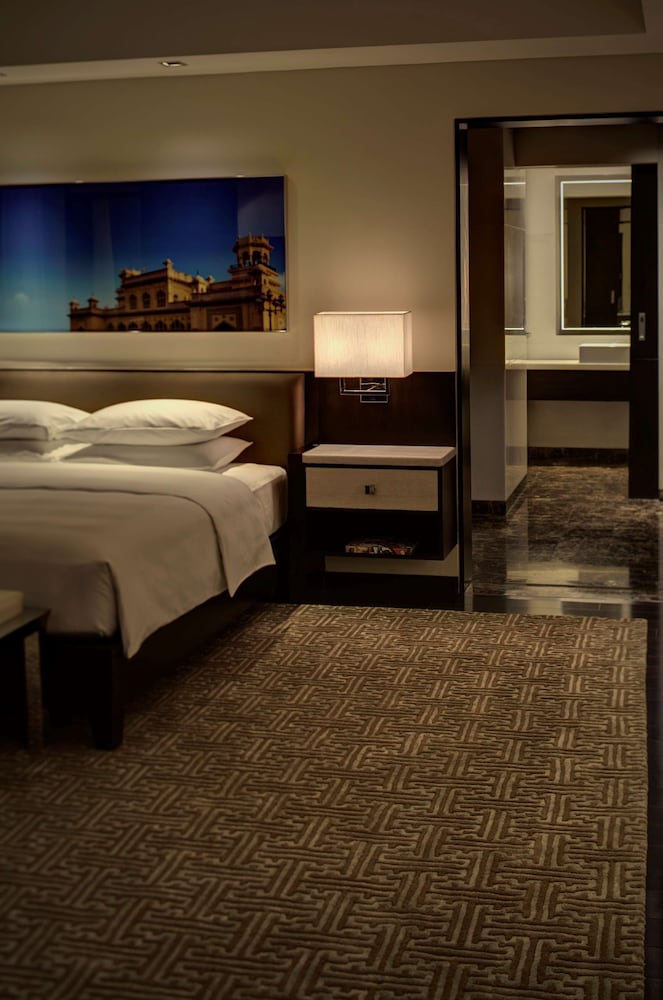 PARK HYATT HYDERABAD 27/69