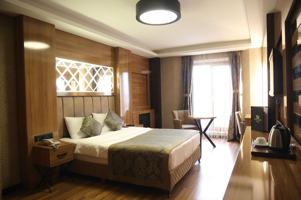 Emirtimes Hotel Tuzla 12/79