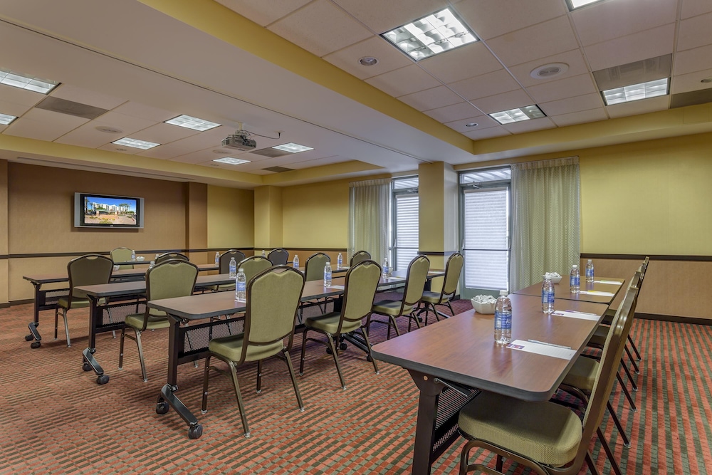 Hyatt Place Scottsdale/Old Town 51/65