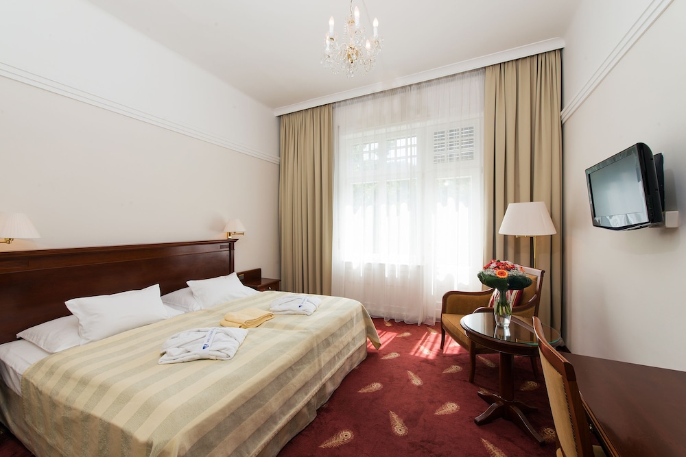 DANUBIUS HEALTH SPA RESORT ESPLANADE 19/66