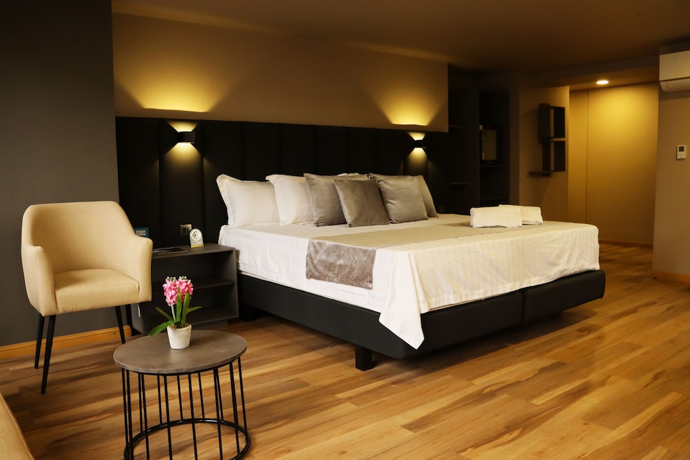 Giluxe Hotel Pereira 10/36