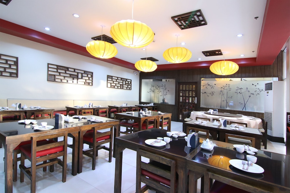 Asiatel Airport Hotel 58/60