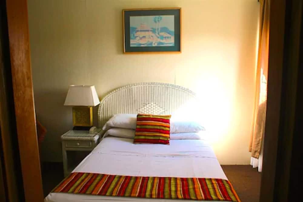 Bunker Hill Hotel 18/55