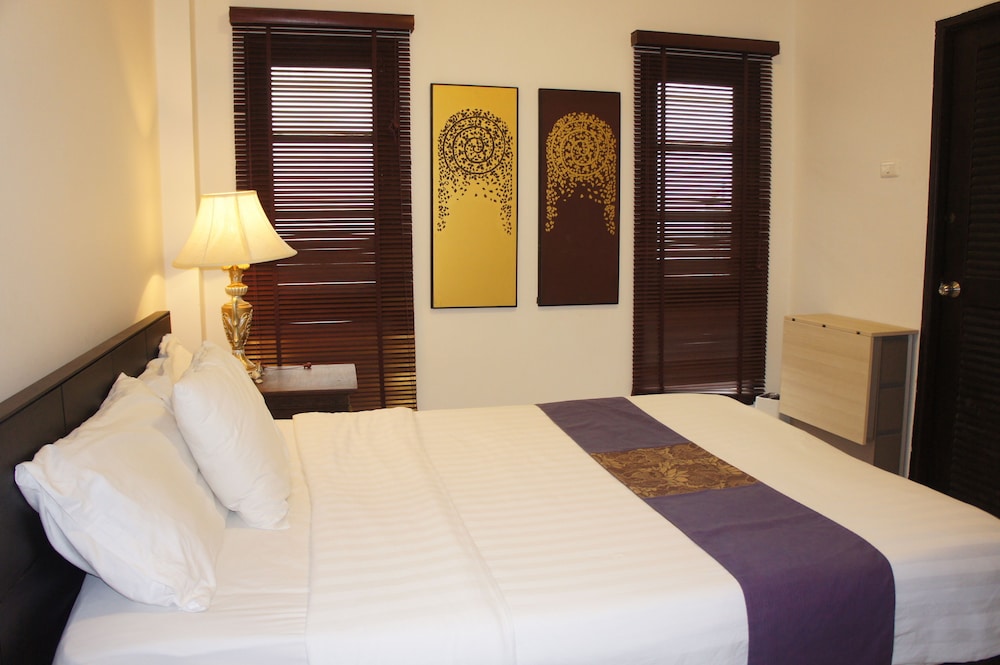Phuket Gay Home Stay - Caters To Men 17/44