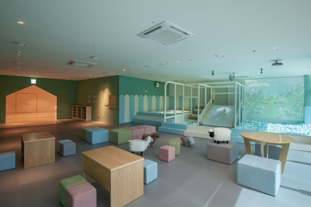 Hotel Tops 10 43/62