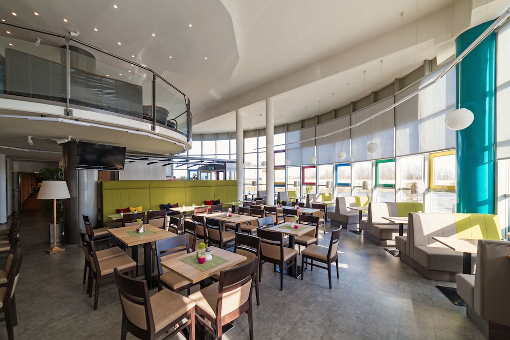 Life Hotel 22/37