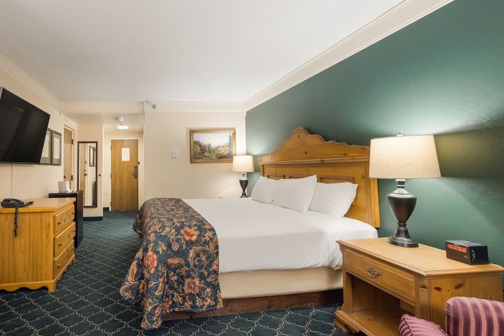 Bavarian Inn Lodge 10/64