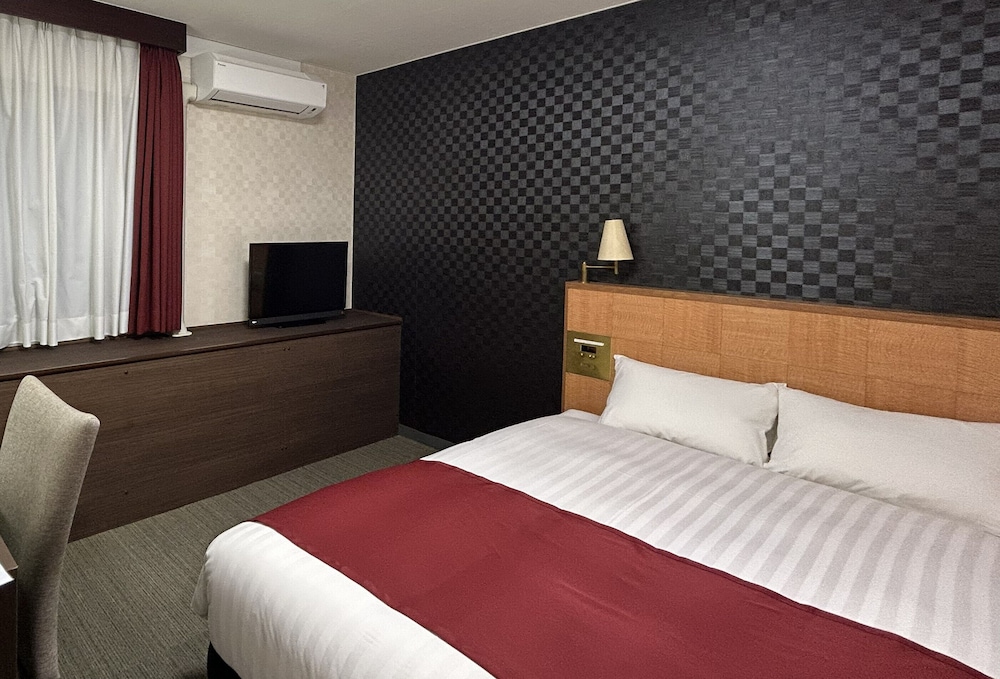 Pioland Hotel 18/60