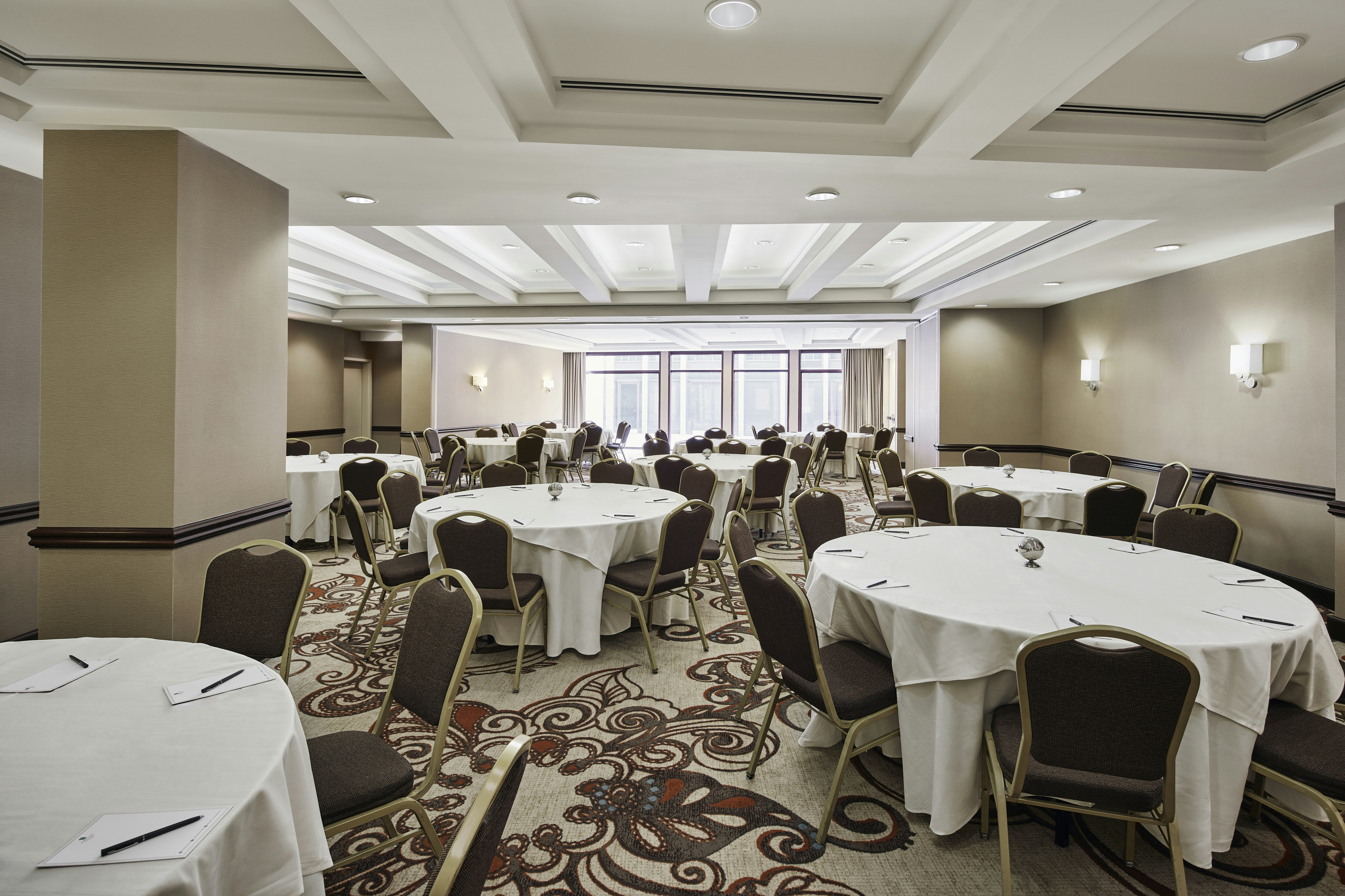 Embassy Suites Alexandria Old Town 48/51
