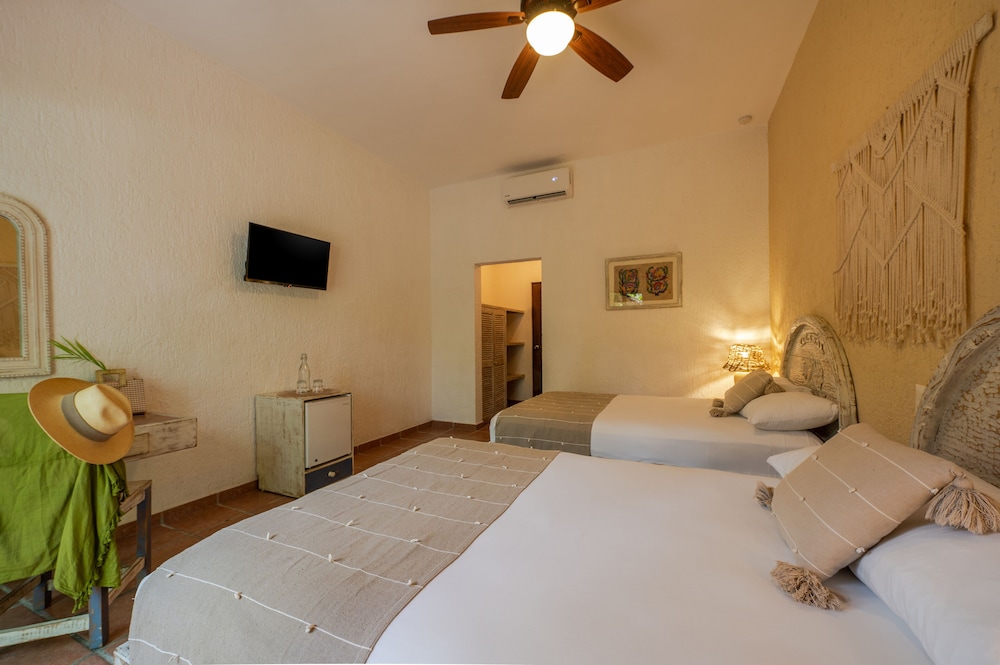 Hotel Colibri Beach 23/82