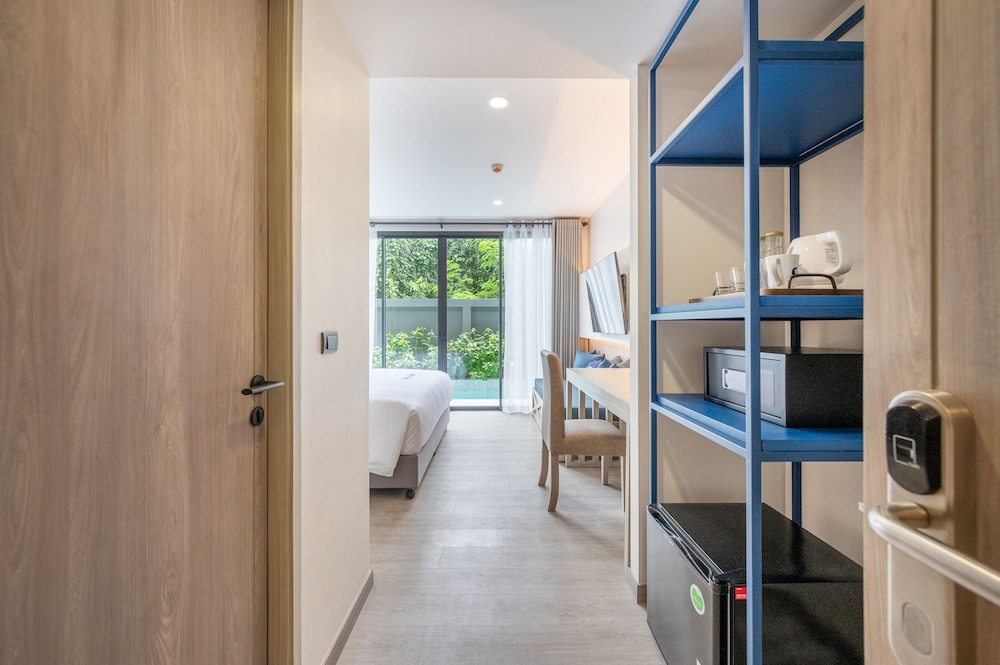 Kokotel Phuket Nai Yang 50/50