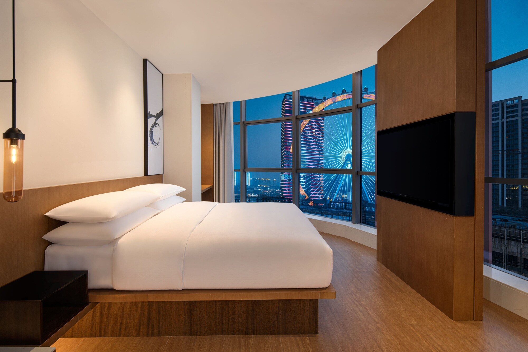 Room, King Bed