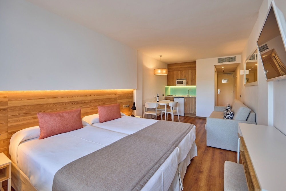 Ponent Mar Aparthotel 16/62