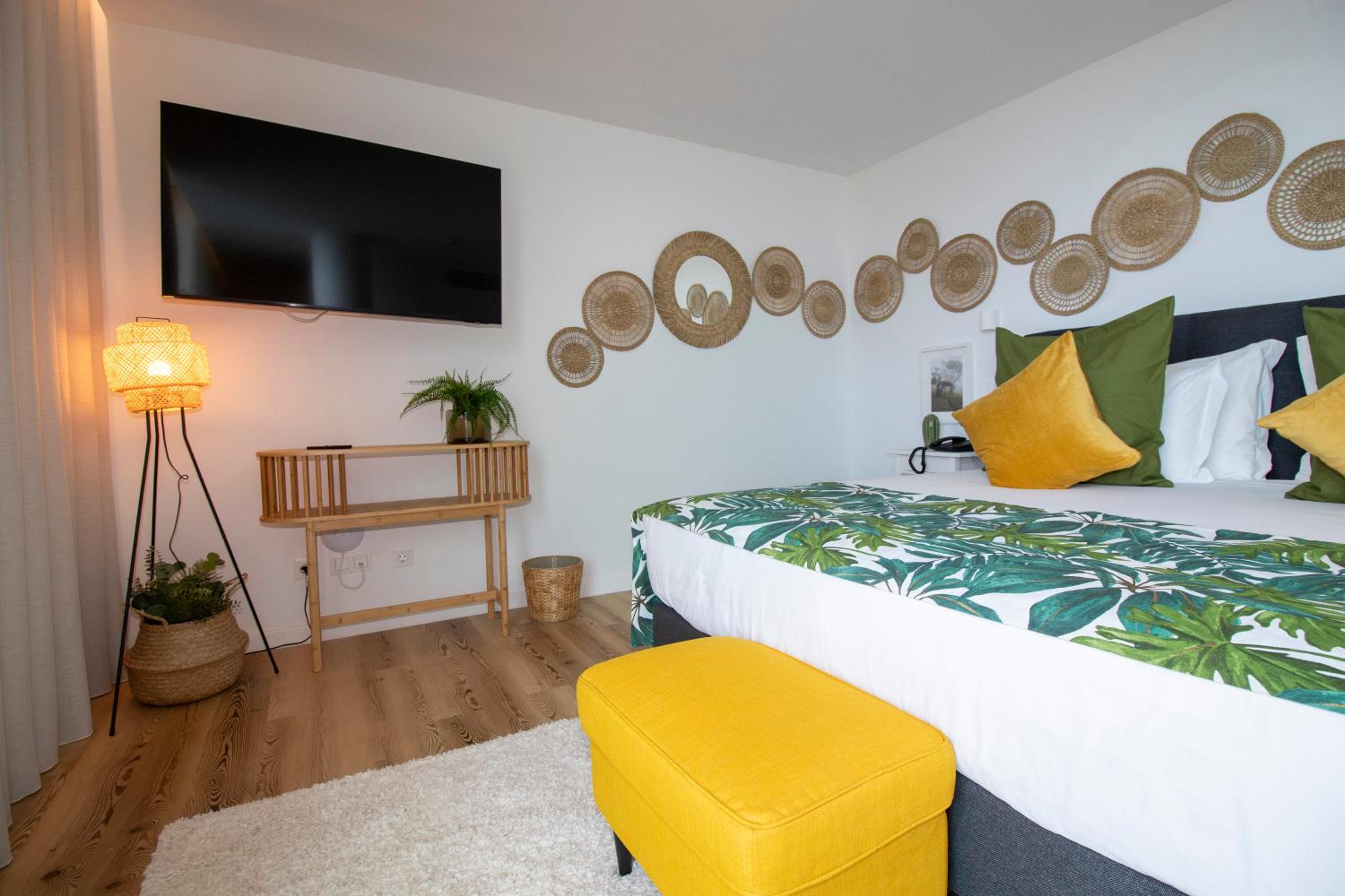 Deluxe, Double Bed, Sea View, Balcony