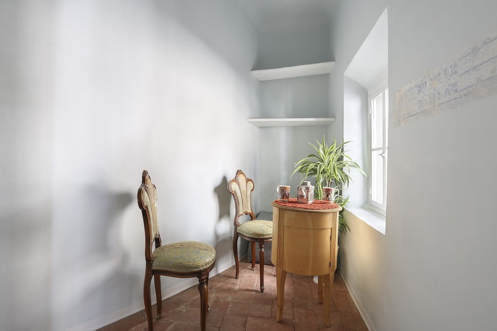 Lullaby Suite Near Palazzo Vecchio and Piazza Signoria-hosted by Sweetstay 7/19