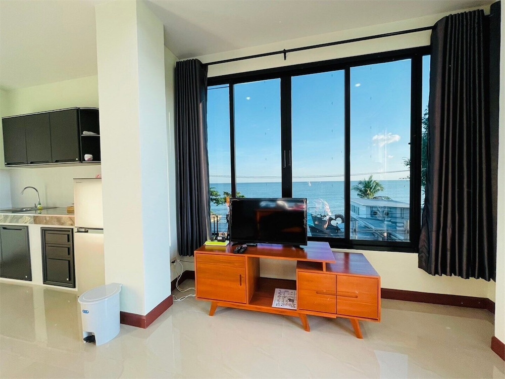 Triple O Phala Beach 23/27
