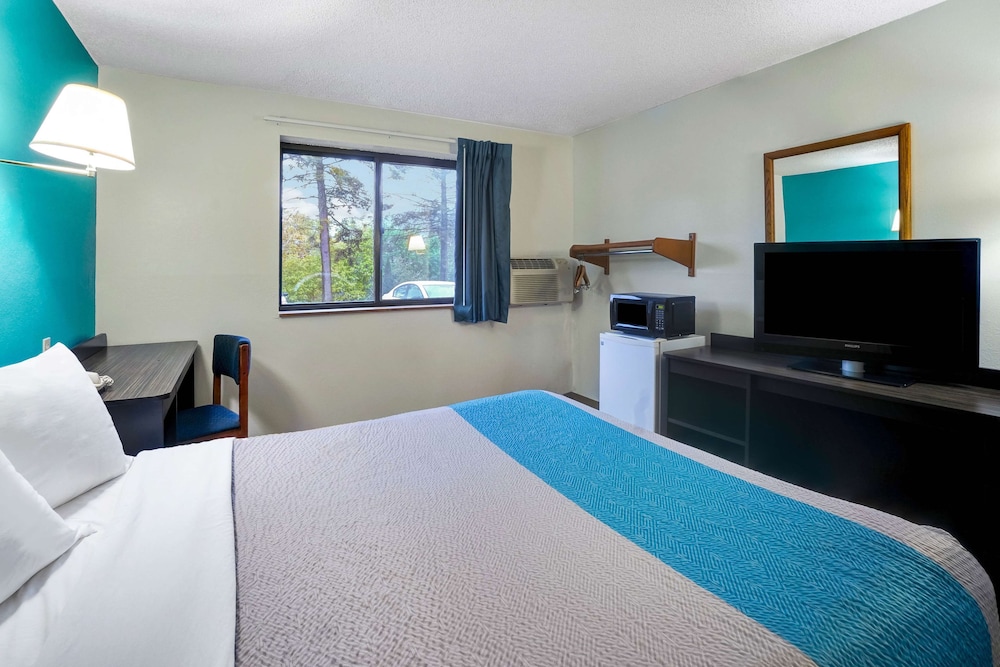 Motel6 Montoursville, PA - Williamsport 22/36