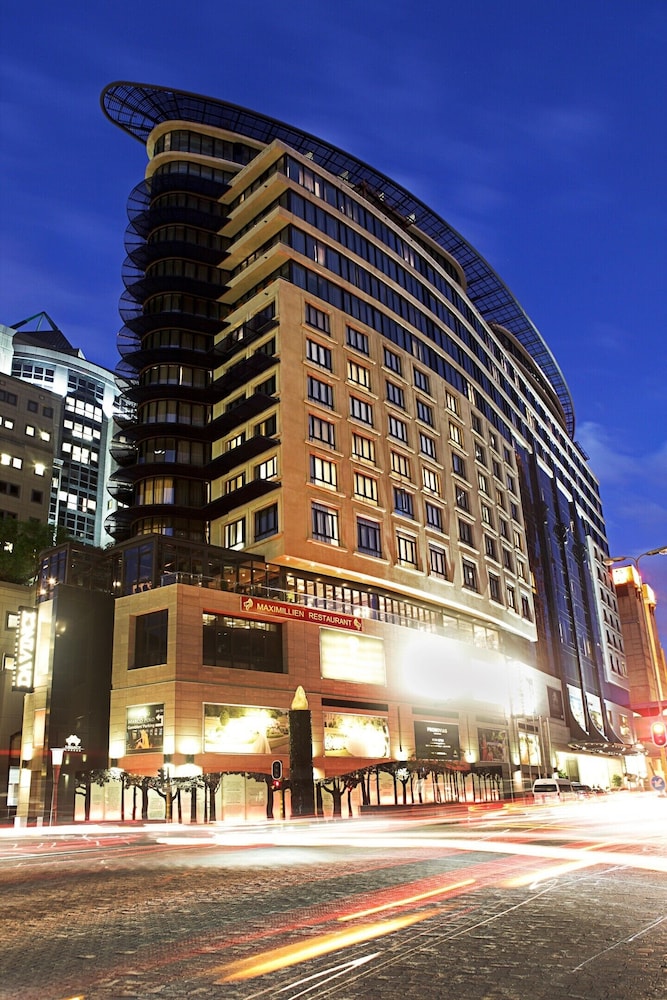 Davinci Hotel And Suites On Nelson Mandela Square 4/67