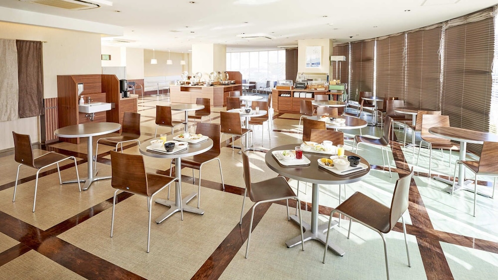 Centre One Hotel Handa 41/50