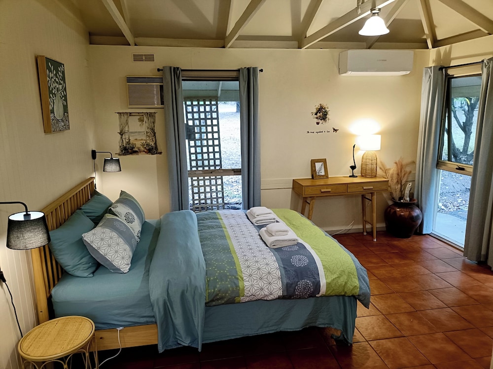 Kalimna Woods Cottages 12/50
