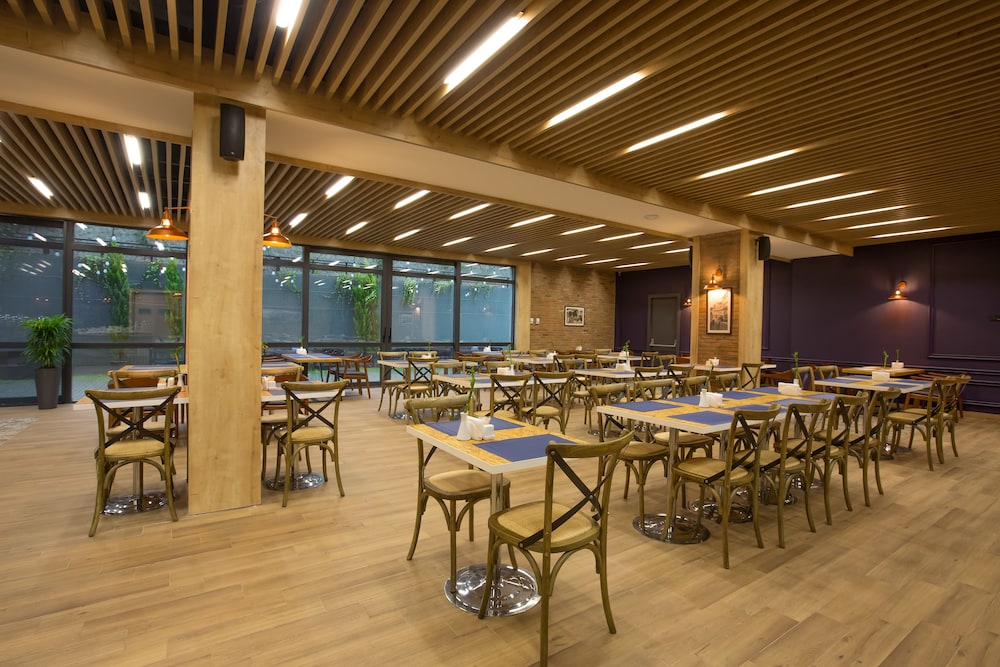 Iveria Inn Tbilisi 27/49