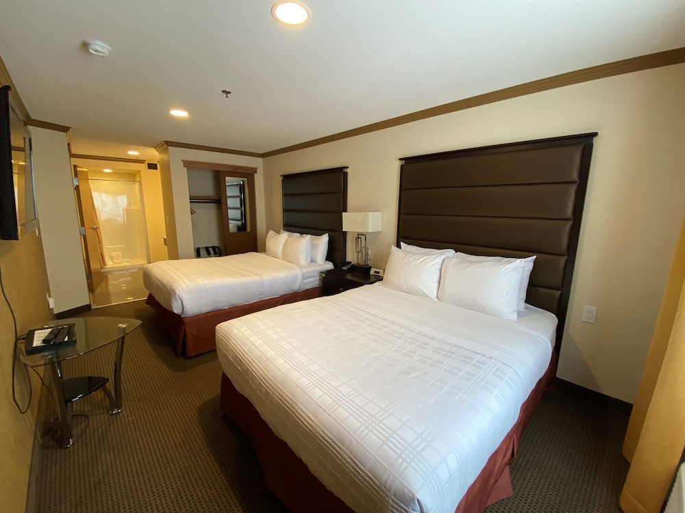 Camrose Resort Casino Bw Premier Collection 10/41